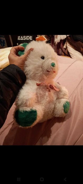 Peluches médios de pêlo artificial - 1 branco e um castanho - Biju