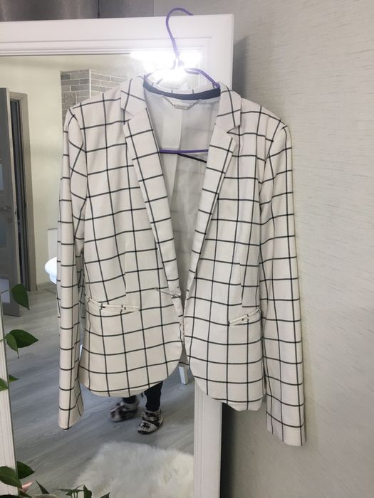 Жакет жіночий