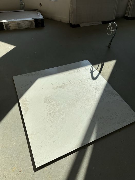 Plytki 120x120 gres hiszpanski