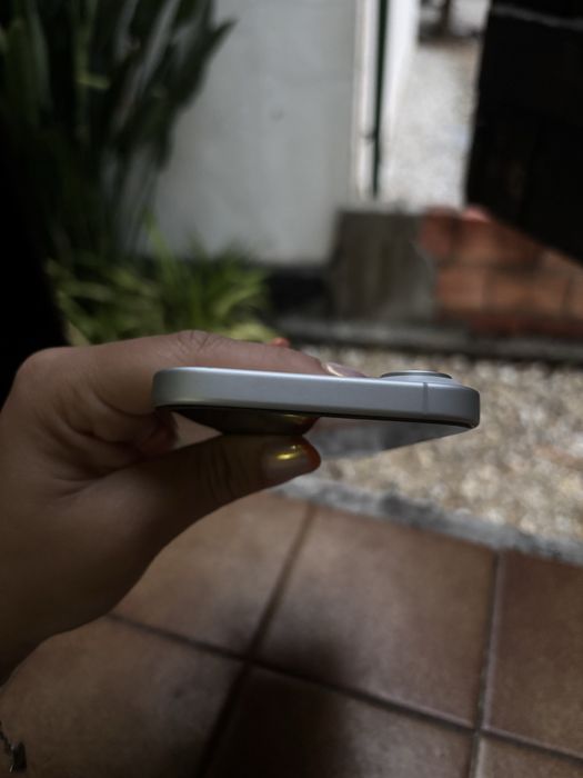 Iphone 16 como novo.