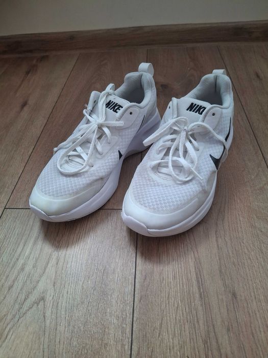 Buty Nike CJ 1682-101 rozm 40.5