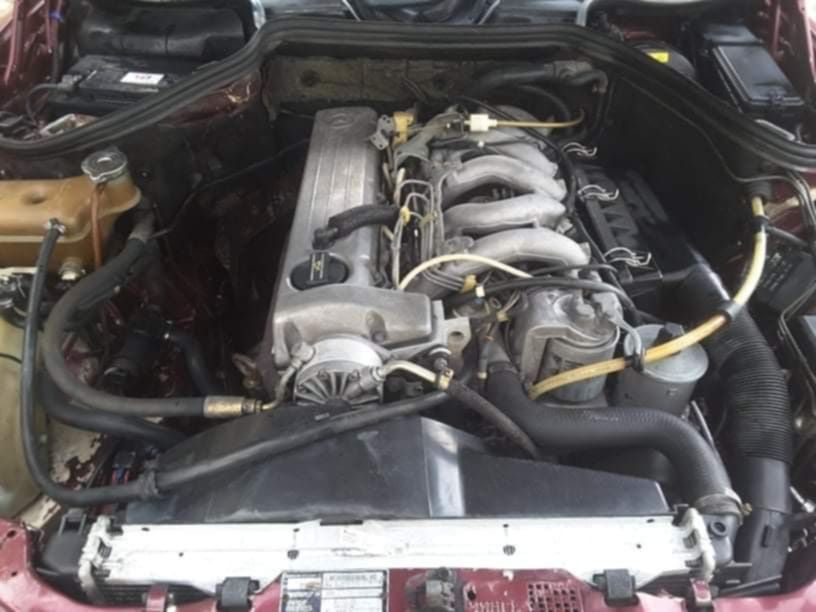 Mercedes Benz 250 TD(Touring Diesel)Não negociavel.