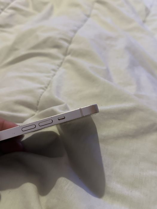 iPhone 13 Rosa 128GB – Desbloqueado | Ler descrição