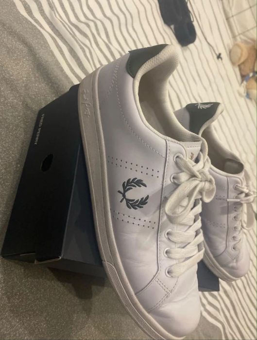Sapatilhas Fred Perry numero 44