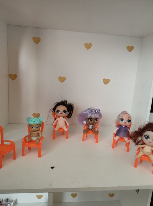 Стільці меблі для маленьких лялечок