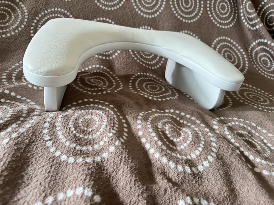 Підставка манікюрна для рук