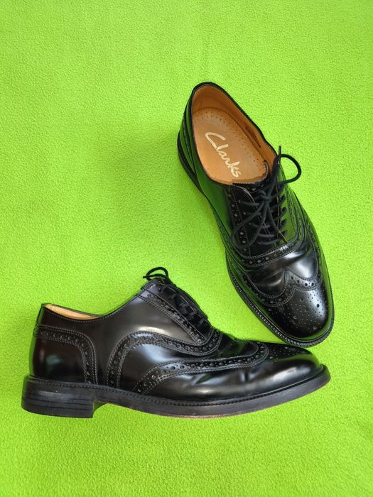 Туфлі, Броги Clarks