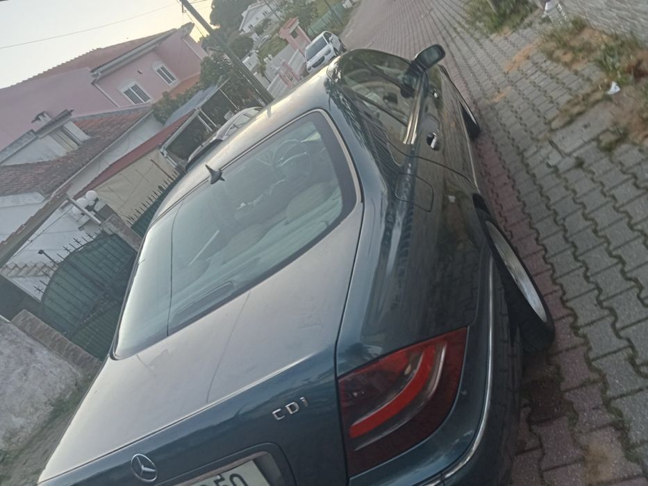 Mercedes S320  w220. 2001