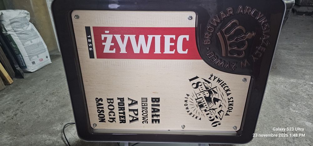 Duża lampa reklamowa Żywiec