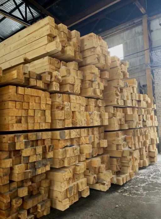 Брус та стропила сосна 1 гатунок