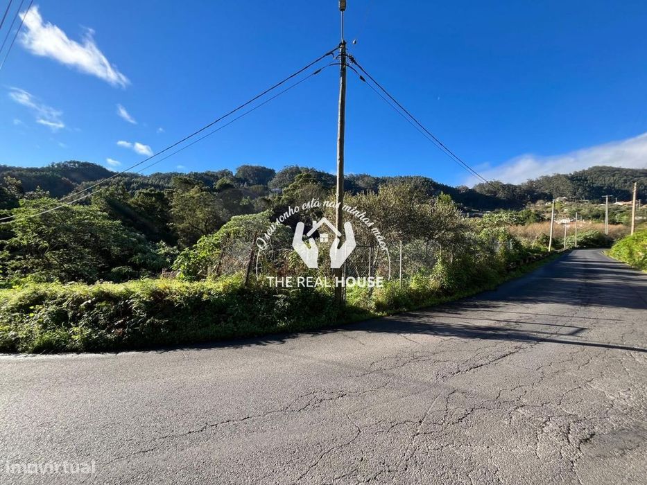 Terreno Rústico em Santo António da Serra