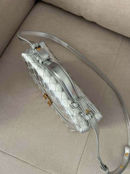 Сумка з плетеної шкіри