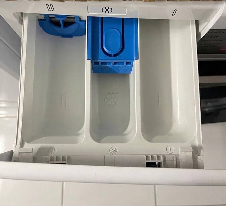 Пралка Bosch Home Professional
