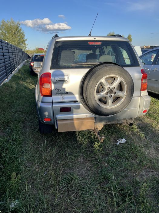 Toyota RAV 4  2003 рік