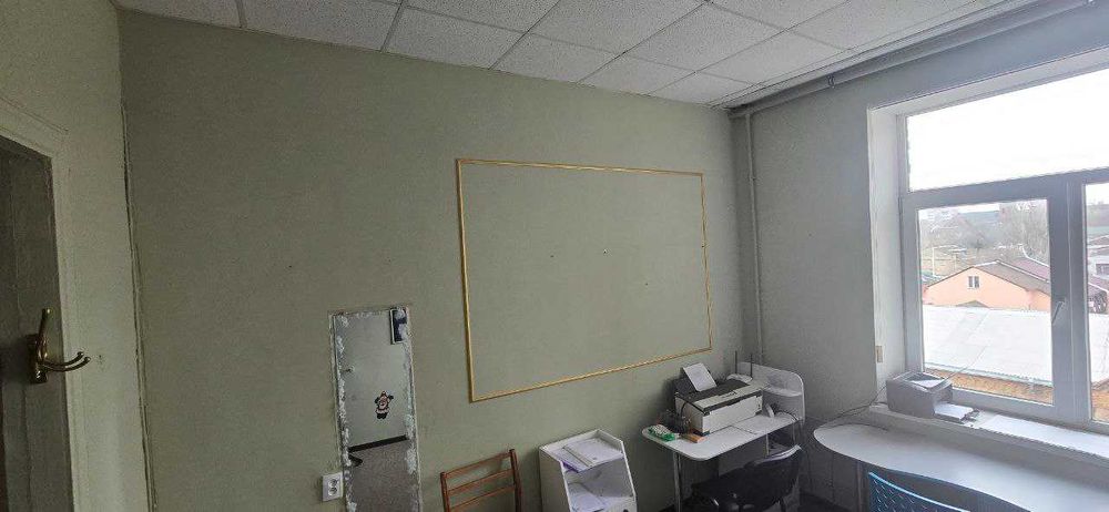 Аренда офисов. Центр. Есть свет и интернет при отключении эл.энергии.