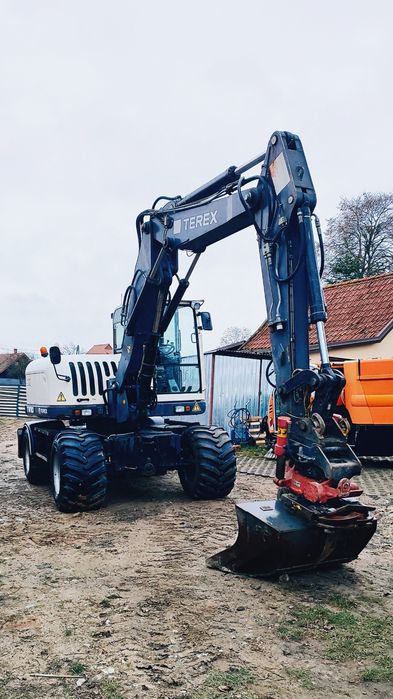 Usługi koparką kołową - roboty ziemne, wykopy, prace ziemne, niwelacje