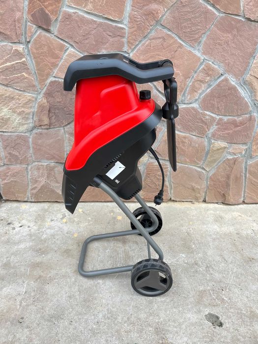 Садовий подрібнювач Einhell GC-KS 2540 ножовий бу ,без сумки