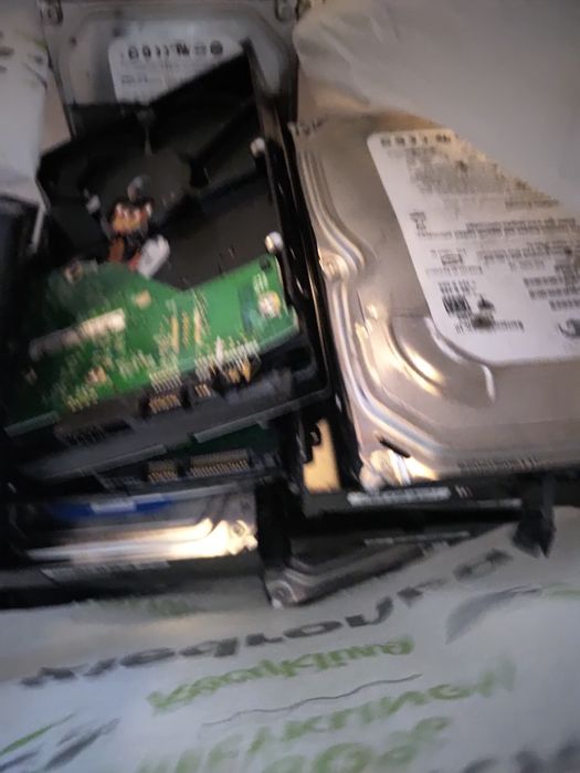 Dysk twardy karty graficzne/dzwiekowe ZLOM