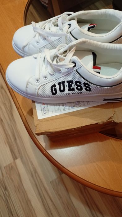 Buty damskie sportowe