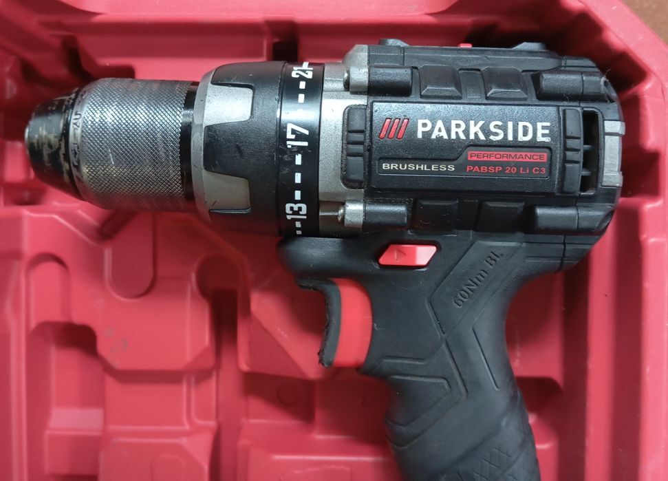 Aparafusadora Parkside Performance 20V 60Nm com bateria Smart 4Ah