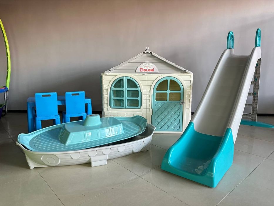 Набір для дітей будиночок гірка,пісочниця з накриттям,Будиночок,гірка