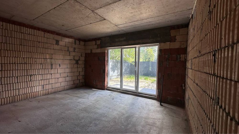 Ексклюзивний таунхаус у Лісовій Бучі! Великі двори та паркомісце!