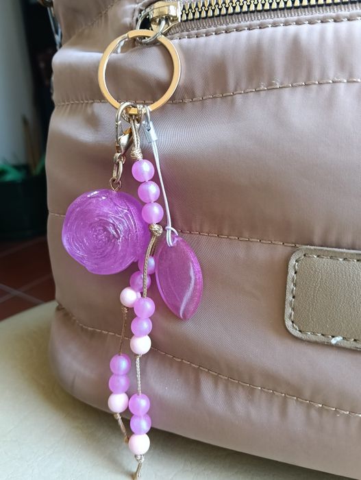Bag charm artesanal FLOR acessórios para malas ou porta chaves