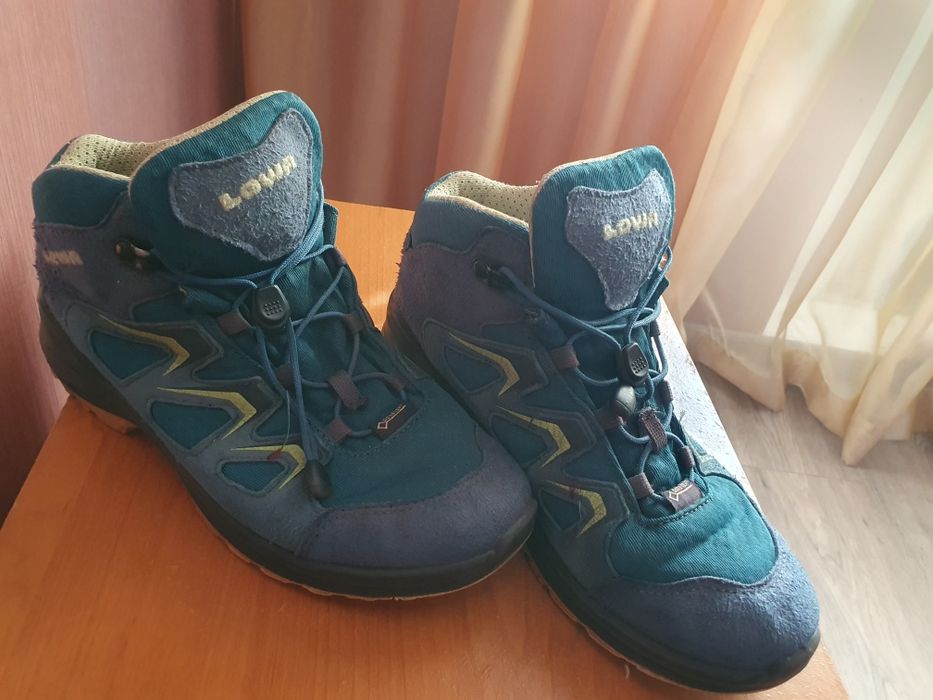 Ботинки LOWA 37 р.