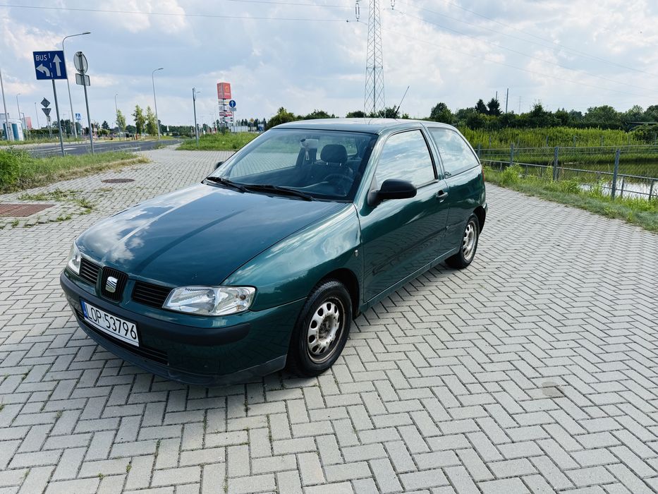 Seat Ibiza 1.4 benzyna*przegląd na rok