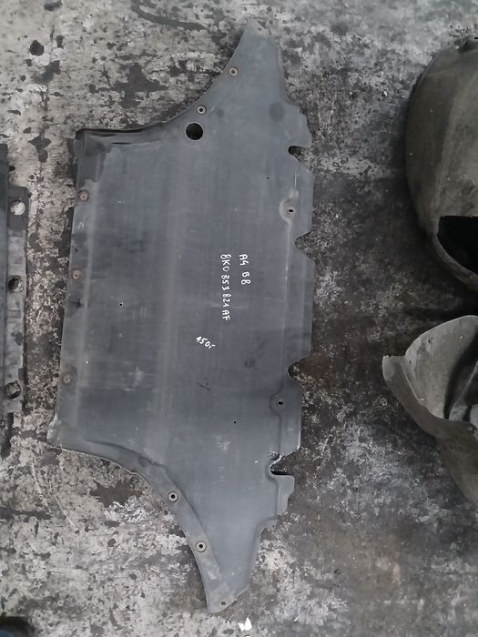 Nadkole  plyta pod skrzynie Audi A4 B8