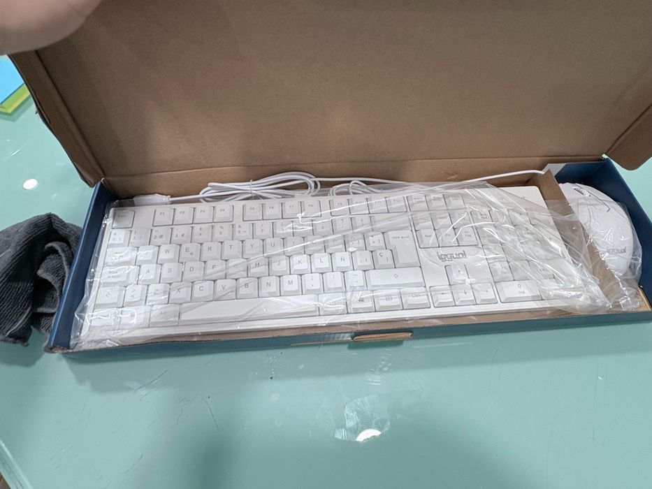 Teclado e Rato USB iggual Business Branco [38]