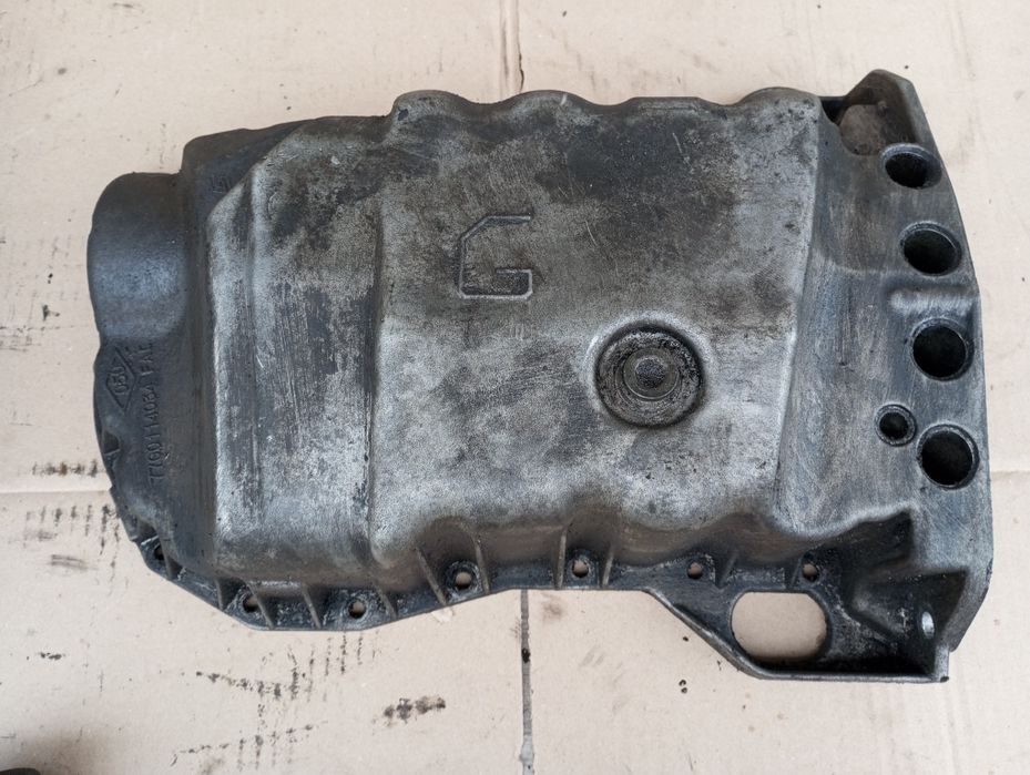 Піддон поддон Масляний 1.9 Dci Volvo v40