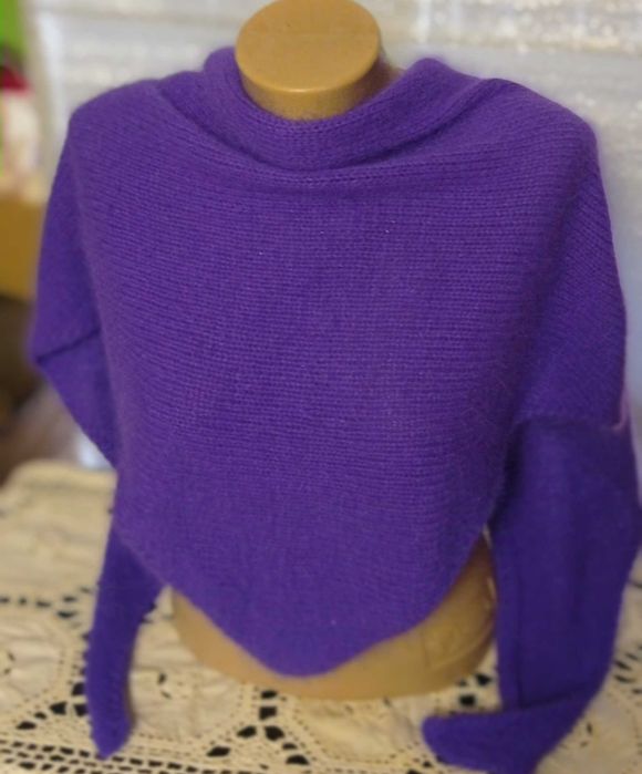 Бактус платок снуд из очень мягкой пряжи ангора.