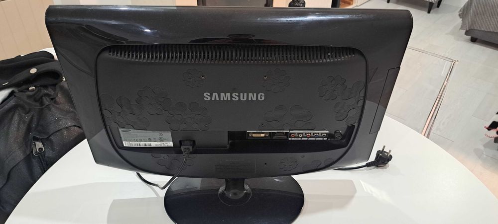 Samsung tv syncmaster 2333 HD Agualva E Mira-Sintra • OLX.pt