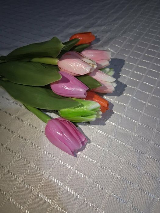 10 sztucznych kolorowych tulipanów