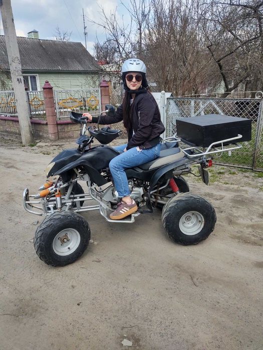 продам квадроцикл
