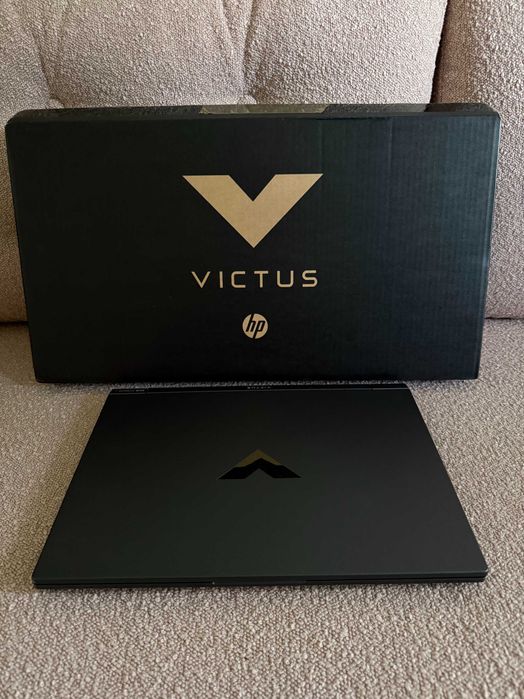 Laptop HP VICTUS 15-fa2054nw C38YQEA Core 5 210H 15,6" FHD 144Hz 16GB 512SSD RTX5060 Windows 11