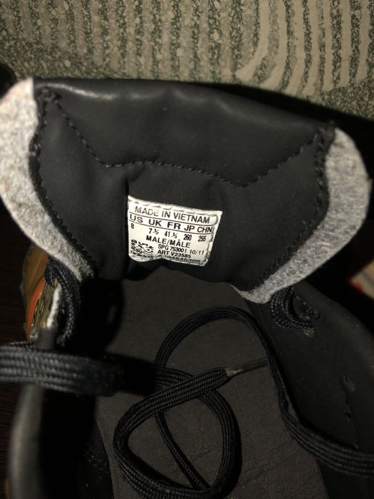 Футбольні бутси р.41