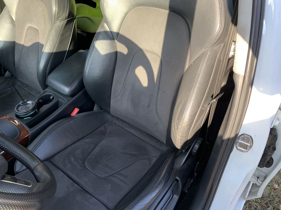 Audi a4 2011 года, без аварій. Офіціал. Бралась в Україні.