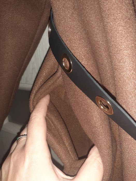 Nowy płaszcz camel Made in Italy oversize
