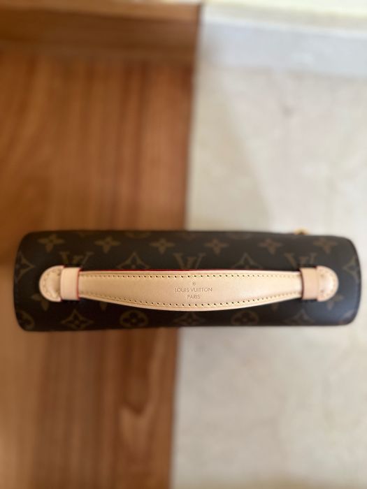 Mala Louis Vuitton em excelente estado.