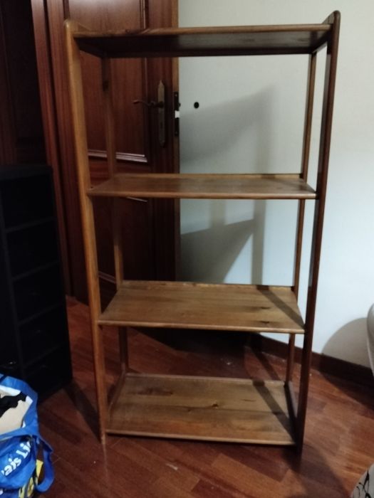 Estantes para arrumação