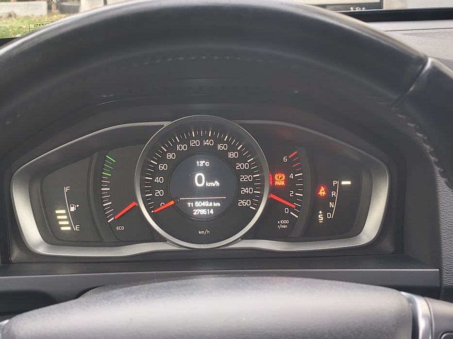 Volvo V60 2.0d 2014r