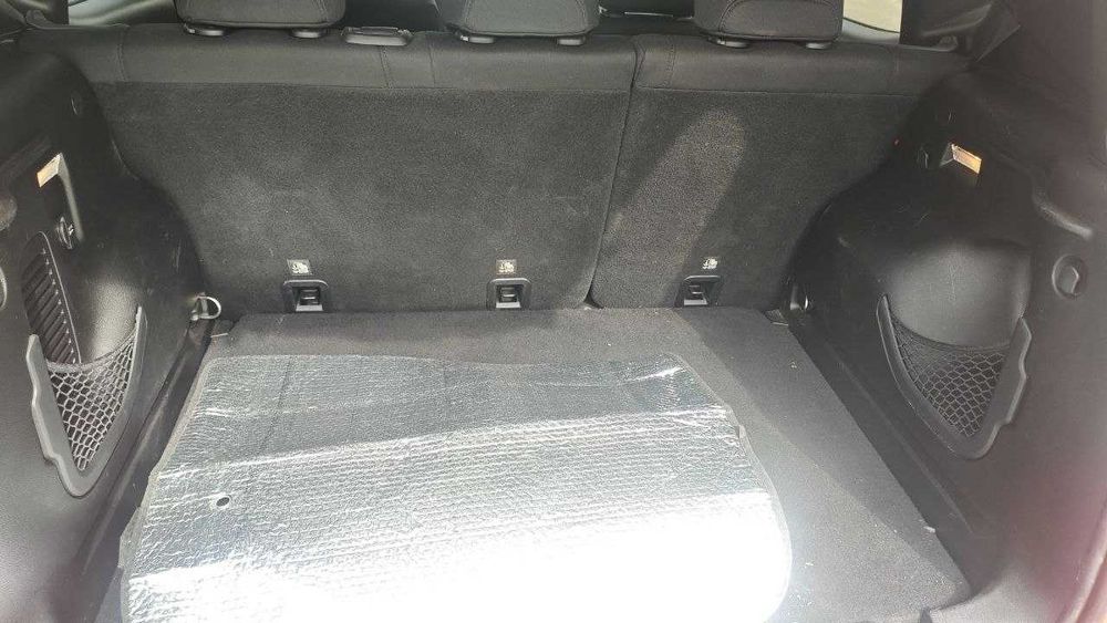Автомобіль JEEP Renegade