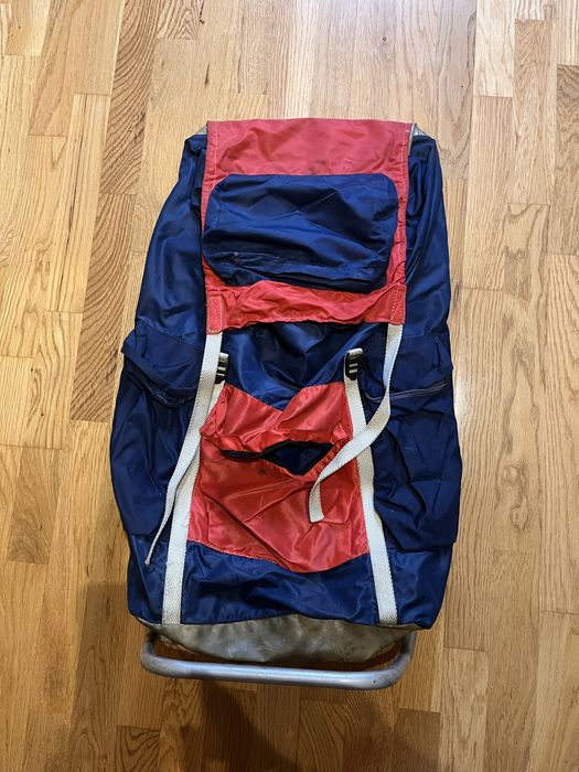 Plecak turystyczny z aluminiowym stelazem