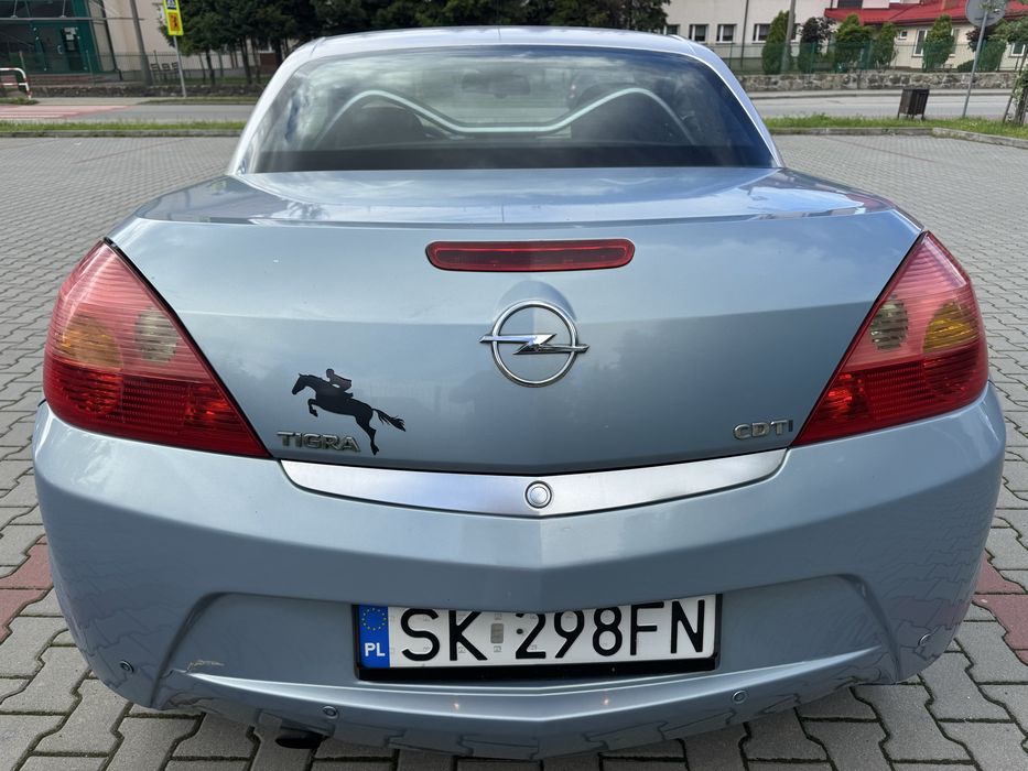 Tigra Twin Top Super Roadster Bez Korozji Opłaty Na Rok   Xenon  Bose Klima Oszczedny 4 l/On
