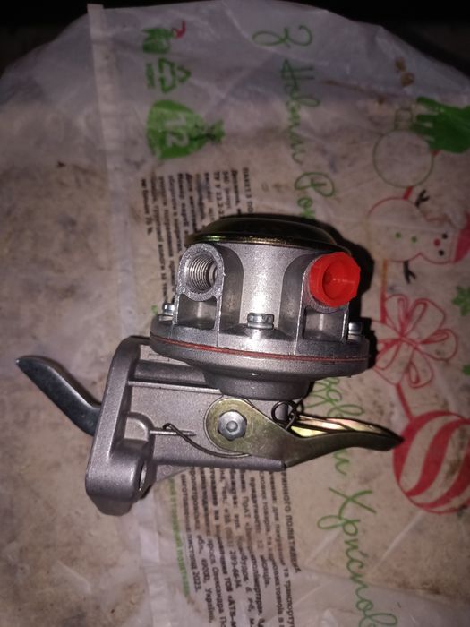 Топливний насос газель