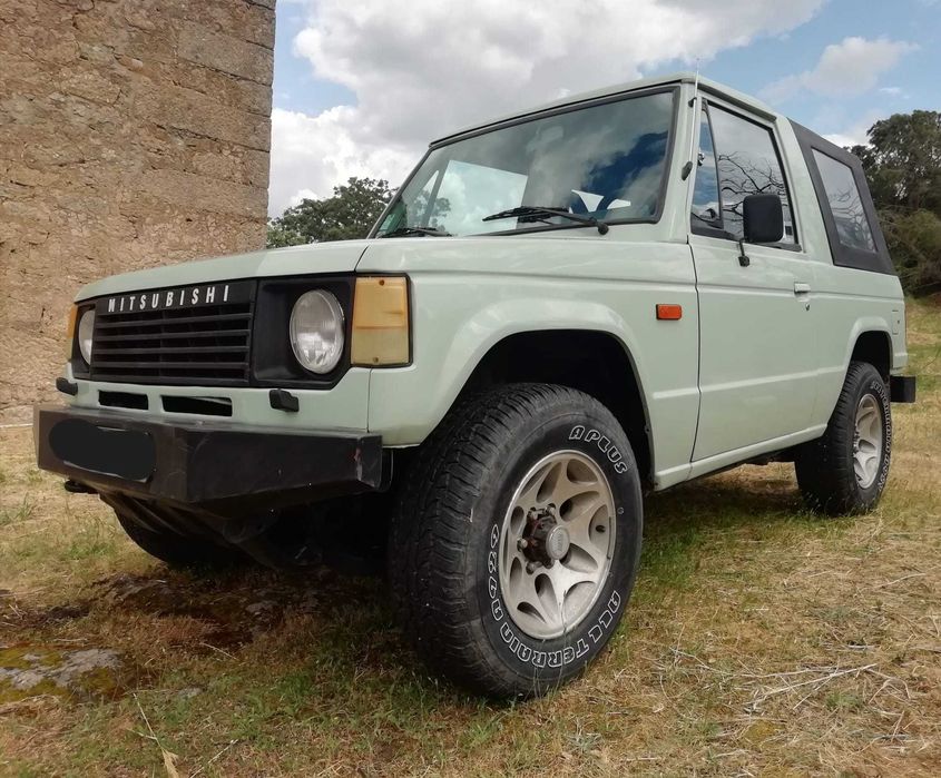 Mitsubishi Pajero Canvas Top mk1