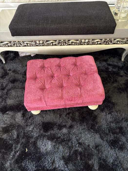Banquetas em capitoné rosa