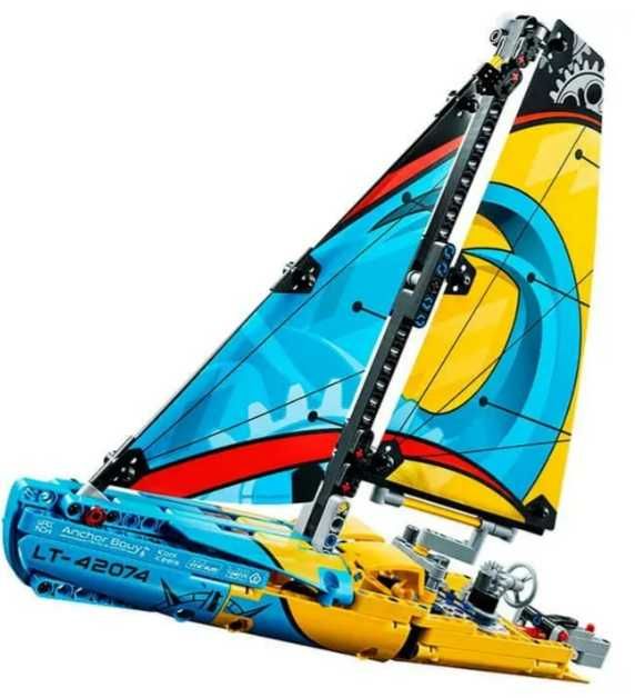 Яхта LEGO Technic 42074 зібрана